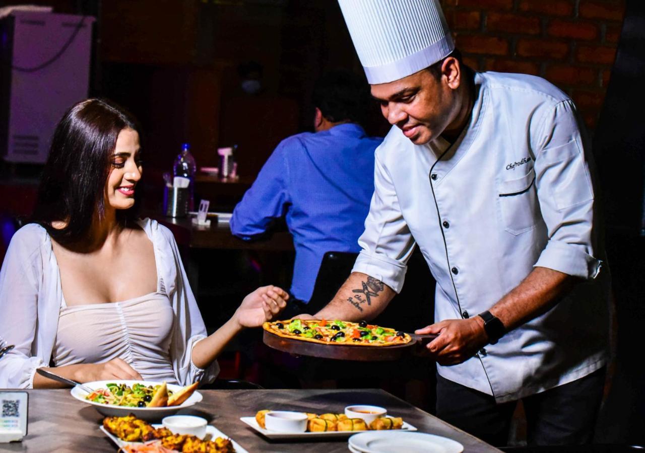Bloom Hotel - Gachibowli Hajdarábád Exteriér fotografie